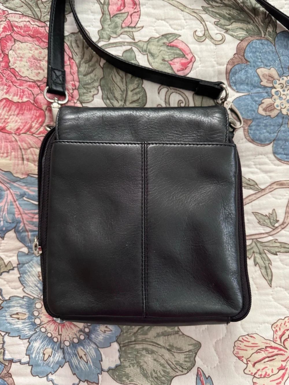 Vintage Hobo International Classic Black Leather Crossbody Bag